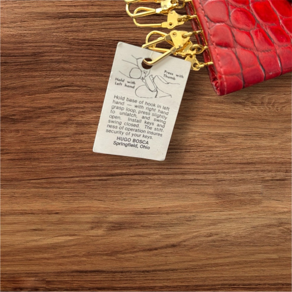 Bosca Elegant Red Crocodile Pattern Key Holder - Picture 4 of 4